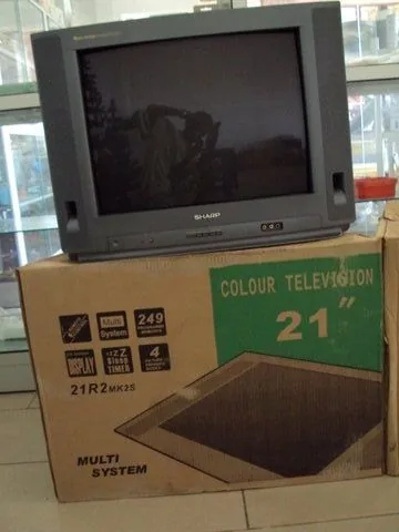 TV_SHARP_POUR_LE_VILLAGE