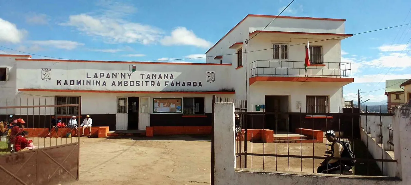 Le bureau de la commune rurale d'Ambositra dont dépend le village d'ANDRANOVORY