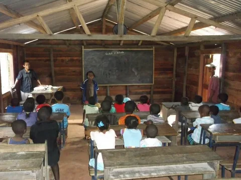 ECOLE AMBODIVOANGIBE 2